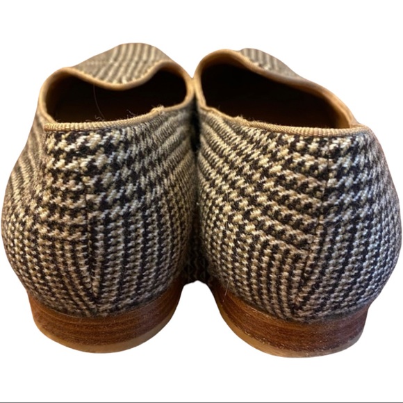 Le Monde Beryl Venetian Loafers in Houndsooth - Picture 4 of 8